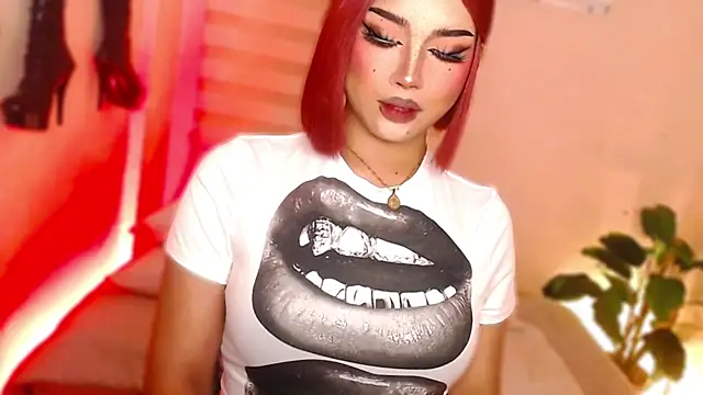 MissRumi Hunter online show from December 2025 06:50:02 PM