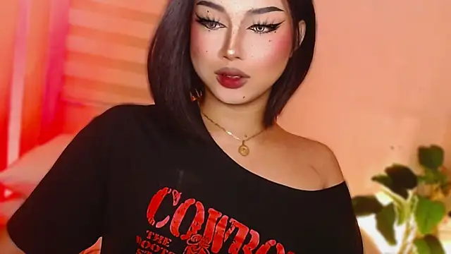 MissRumi Hunter online show from November 2025 02:43:02 AM