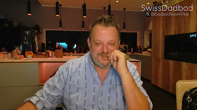 Snapshot of SwissDadbod chatting on September 2025 09:16:02 PM SwissDadbod online show from September 2025 09:16:02 PM