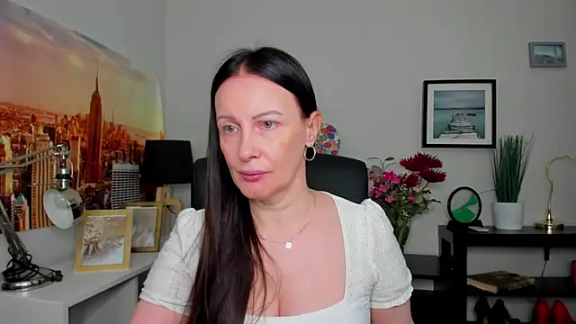 Snapshot of Velvet_Jasmine chatting on September 2025 05:28:01 AM Velvet Jasmine online show from September 2025 05:28:01 AM