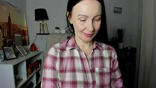 Velvet Jasmine online show from February 2026 06:25:01 AM