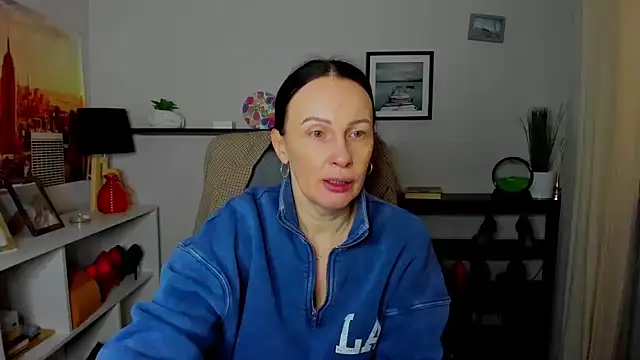 Velvet Jasmine online show from November 2025 07:34:01 AM