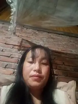 Snapshot of miss-su chatting on November 2025 10:32:01 PM miss-su online show from November 2025 10:32:01 PM