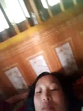 Snapshot of miss-su chatting on December 2025 05:42:01 AM miss-su online show from December 2025 05:42:01 AM