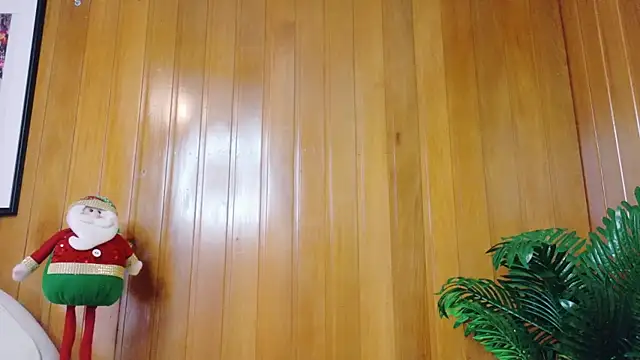 Snapshot of Zafiro_Gem_ chatting on December 2025 08:42:02 PM Zafiro Gem online show from December 2025 08:42:02 PM