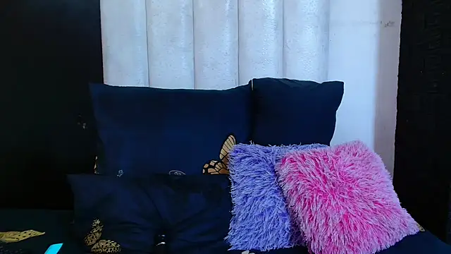 DarkQueen25x online show from March 2026 09:26:02 PM