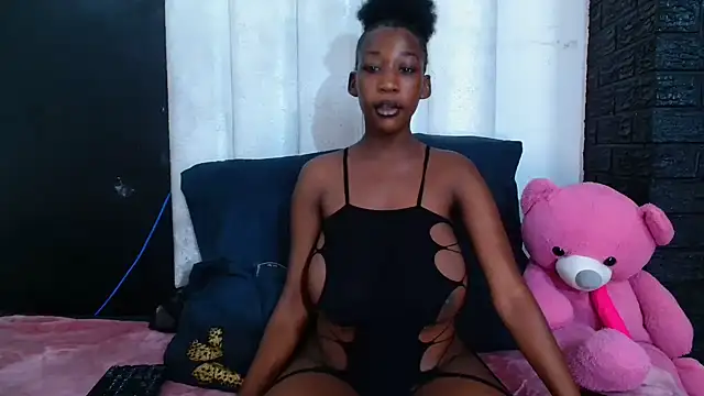 DarkQueen25x online show from March 2026 10:02:02 PM