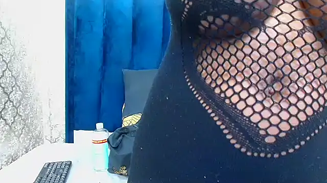 DarkQueen25x online show from March 2026 08:43:01 PM