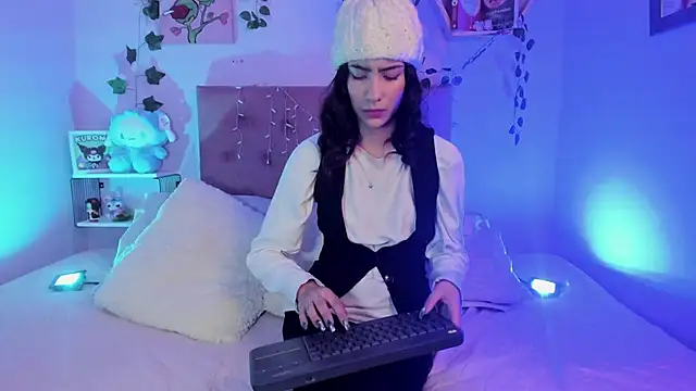 Snapshot of aitana_johns chatting on November 2025 12:09:02 PM aitana johns online show from November 2025 12:09:02 PM