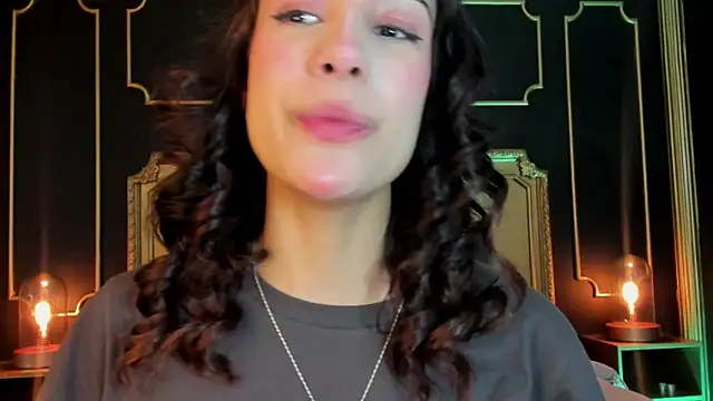 Snapshot of aitana_johns chatting on December 2025 12:26:01 PM aitana johns online show from December 2025 12:26:01 PM