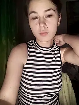 Snapshot of ToryTayler chatting on December 2025 04:55:01 AM ToryTayler online show from December 2025 04:55:01 AM