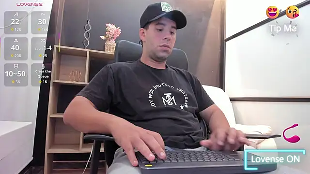 JhoanMontes online show from September 2025 07:39:02 PM