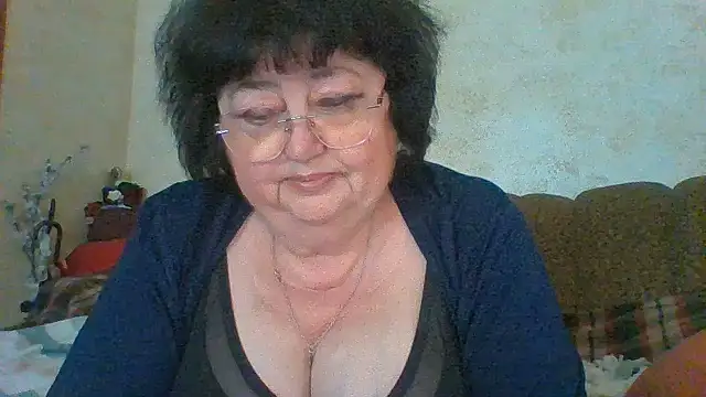 MilaSky5303 online show from June 2026 12:05:01 PM