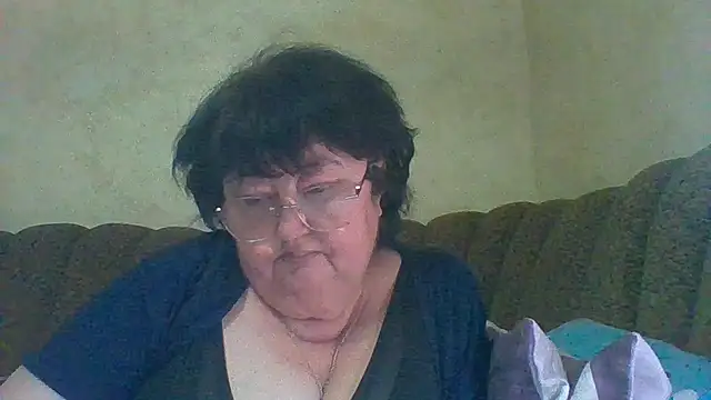 MilaSky5303 online show from March 2026 11:06:02 PM