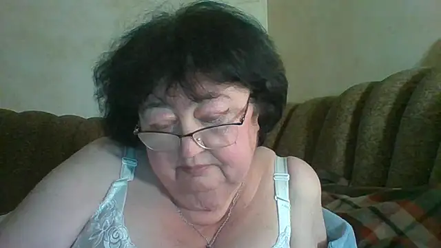 MilaSky5303 online show from February 2026 12:33:01 AM