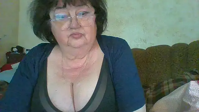 Snapshot of MilaSky5303 chatting on May 2026 02:58:01 PM MilaSky5303 online show from May 2026 02:58:01 PM