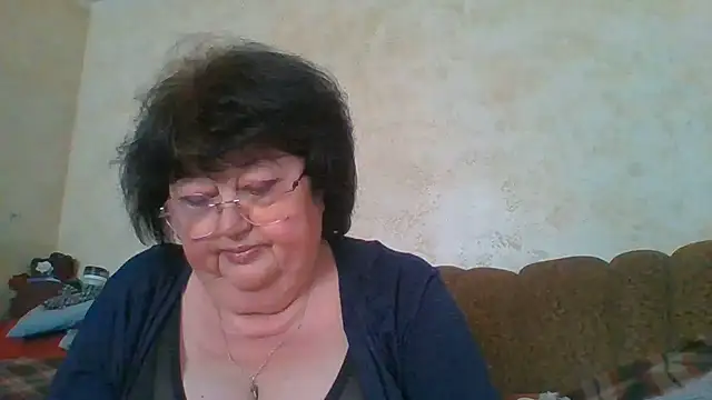 Snapshot of MilaSky5303 chatting on May 2026 09:52:02 AM MilaSky5303 online show from May 2026 09:52:02 AM