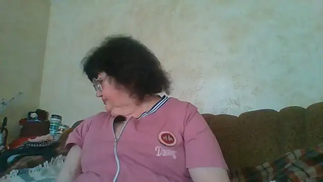 Snapshot of MilaSky5303 chatting on May 2026 08:31:01 AM MilaSky5303 online show from May 2026 08:31:01 AM