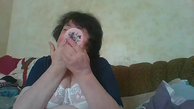 MilaSky5303 online show from April 2026 01:18:02 PM