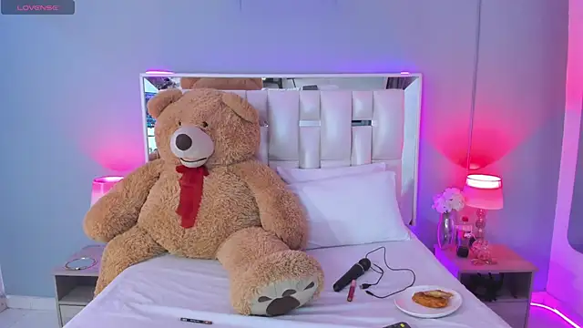 Darlyn tenderhot   online show from September 2025 06:39:02 AM