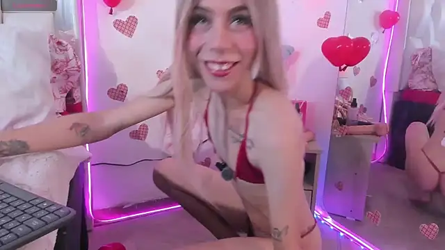 Darlyn tenderhot   online show from February 2026 04:17:02 PM