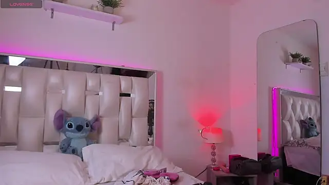 Darlyn tenderhot   online show from March 2026 03:15:02 PM