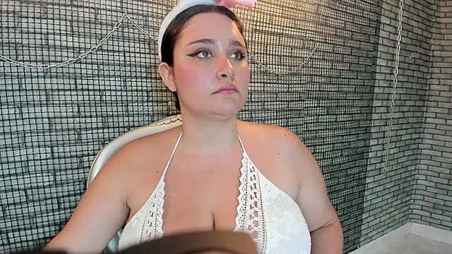 Briana 24 online show from February 2026 05:24:02 PM