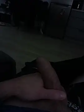 studdd716 online show from December 2025 04:01:01 PM