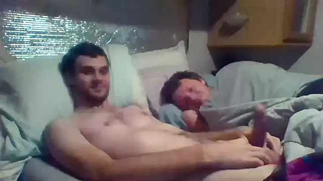 DeafGuyProud389 online show from November 2025 09:02:01 AM