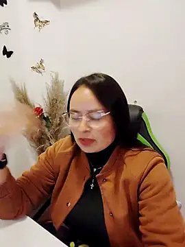 Daliz Leon online show from October 2025 01:33:02 AM