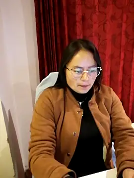 Daliz Leon online show from November 2025 10:57:02 PM