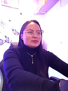 Daliz Leon online show from September 2025 02:26:01 AM