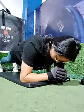 Daliz Leon online show from December 2025 12:16:01 AM