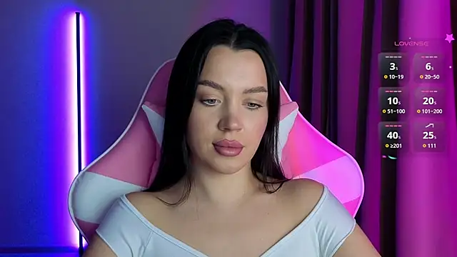 AmeliaSonk231 online show from October 2025 06:51:01 PM