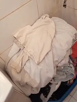 MC353535 online show from February 2026 10:34:01 PM