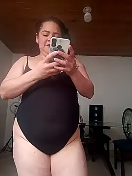 Snapshot of Miss_Adriana01 chatting on December 2025 05:26:02 PM Miss Adriana01 online show from December 2025 05:26:02 PM