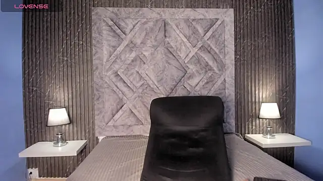 Stefannyevans  online show from May 2026 01:06:02 PM