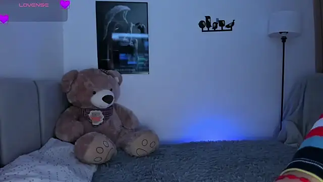 EmystarX online show from February 2026 09:45:01 PM