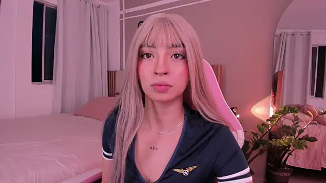 EmystarX online show from June 2026 11:32:01 PM