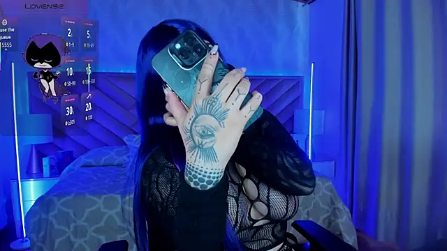  raven black online show from January 2026 01:05:01 PM