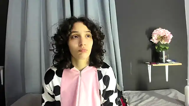 TeensNews18 online show from December 2025 11:53:01 AM