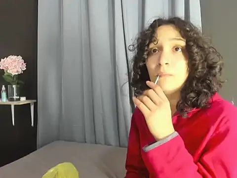 TeensNews18 online show from November 2025 07:25:01 PM