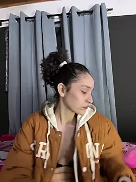 TeensNews18 online show from April 2026 02:01:01 AM