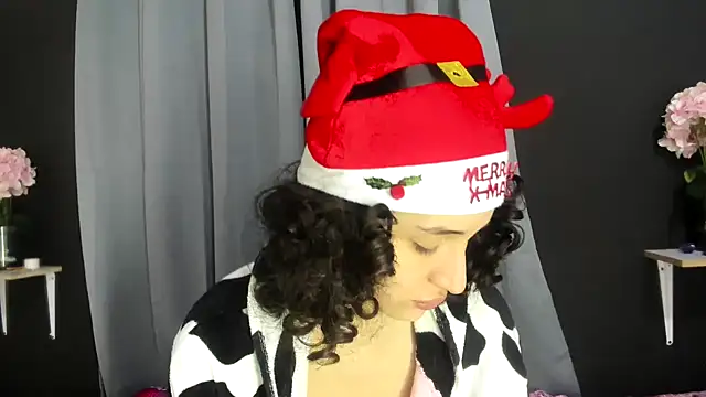 Snapshot of TeensNews18 chatting on December 2025 12:16:01 PM TeensNews18 online show from December 2025 12:16:01 PM