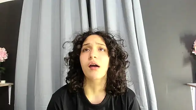 TeensNews18 online show from December 2025 11:36:02 PM