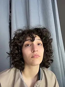 Snapshot of TeensNews18 chatting on February 2026 12:24:02 PM TeensNews18 online show from February 2026 12:24:02 PM