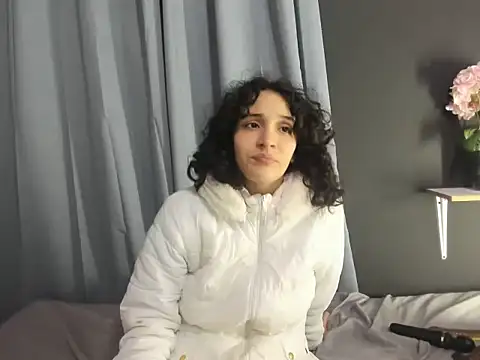 TeensNews18 online show from December 2025 11:28:02 PM