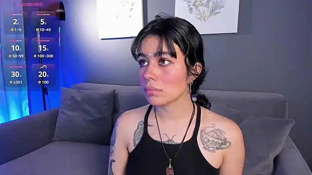 flower smith  online show from November 2025 11:47:01 AM