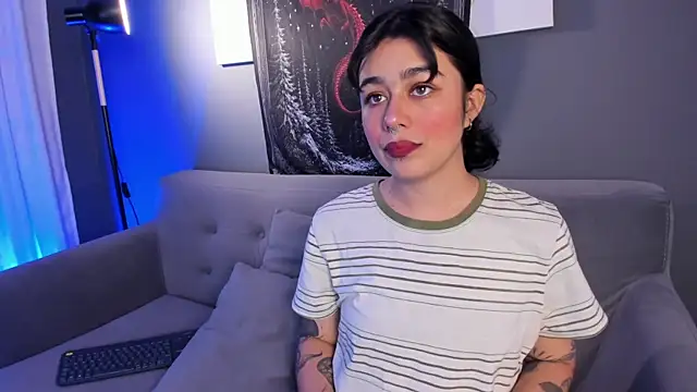 flower smith  online show from November 2025 11:38:02 AM