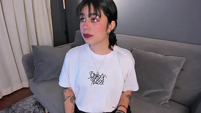 flower smith  online show from November 2025 11:42:02 AM